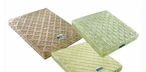 【原创】床垫保护套最简单的保养方法 床垫保护套也需要定期清理1