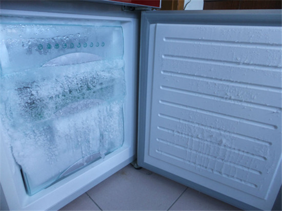 冰箱结霜应如何去除？冰箱保养技巧分享