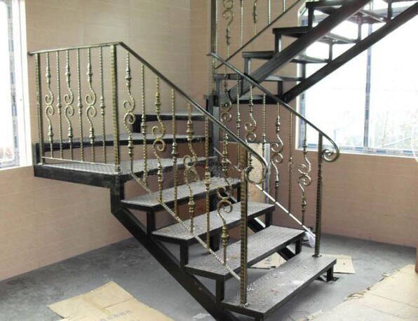 钢架结构楼梯如何设计比较好 钢架楼梯的设计要点