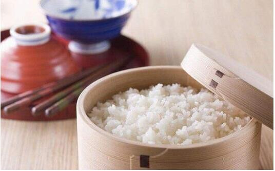 蒸米饭怎么做好吃 蜜罐蚁教您大米饭怎么做好吃的小技巧