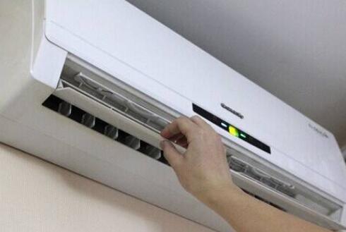 空调天天用还可以省电费 定期清洗很重要