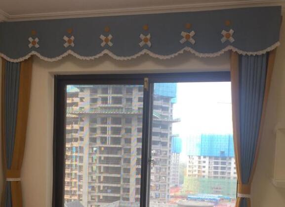 窗帘安装几种方法之罗马杆窗帘安装图解1