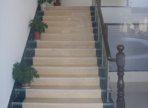 楼梯踏步做几部最吉利？你知道楼梯踏步一般几步比较好？1