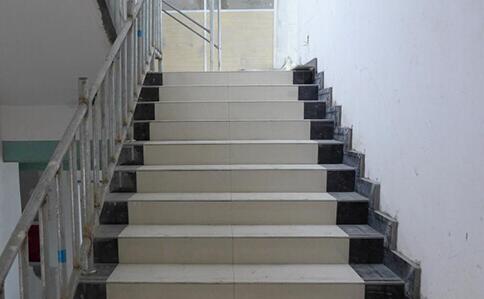 楼梯踏步做几部最吉利？你知道楼梯踏步一般几步比较好？3