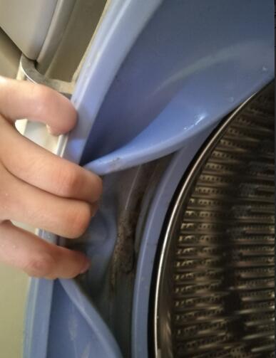 海尔滚筒洗衣机怎么清洁 只要一招就可以彻底清洁洗衣机！4