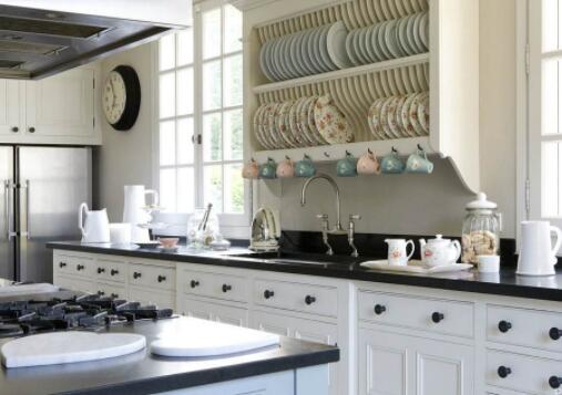 小户型厨房装修之收纳空间的设计技巧