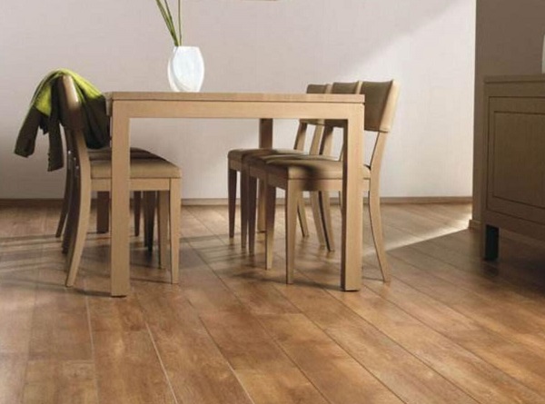 软木地板的优缺点有哪些？看看您是否适合买软木地板？3