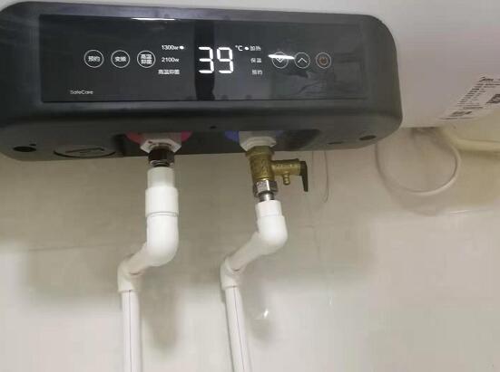 热水器减压阀一直滴水是什么原因？有危险吗？怎么解决？3