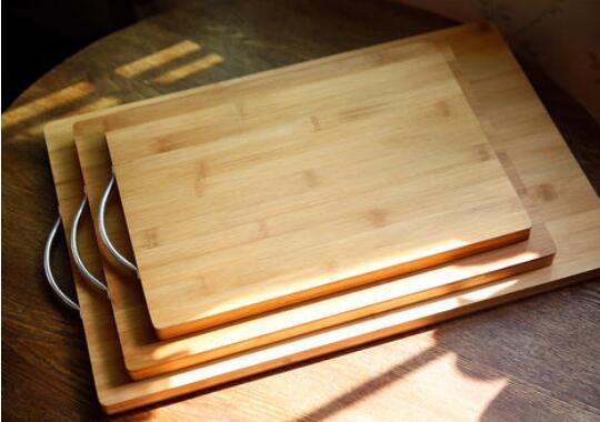 菜板用什么材质的最健康？家用6大材质切菜板您了解哪个？2