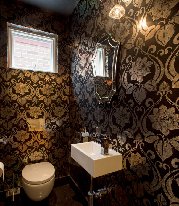 美式风格黑色花纹图案的卫生间装修效果图