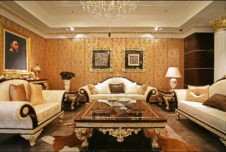 邢台恋日花都奢华复古欧式客厅金边线吊顶金色壁纸沙发效果图