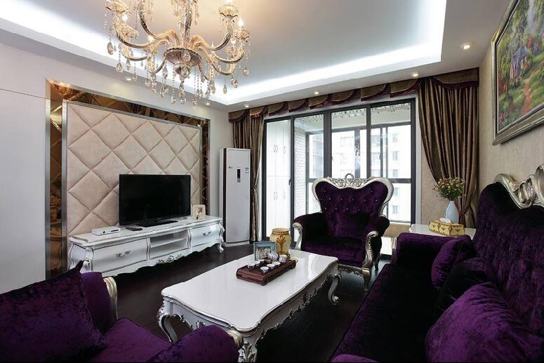 衡水集贤苑欧式客厅水晶灯镜面落地窗紫色绒布沙发效果图