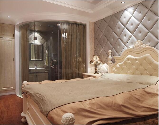 丹东知春园四期30平米卧室欧式床透明浴室软包床头效果图