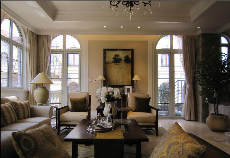 丹东滨江壹号住宅客厅多个拱形窗户中空吊顶沙发椅效果图