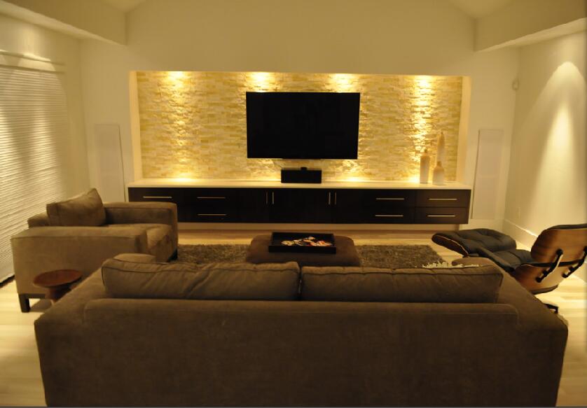 石家庄化建小区r日式风格堆砌电视墙客厅百叶窗深棕色沙发效果图