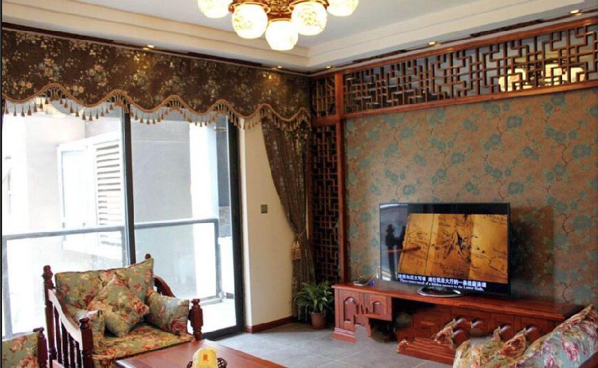 石家庄华平胡同中式客厅中式雕花板电视墙封闭式阳台效果图