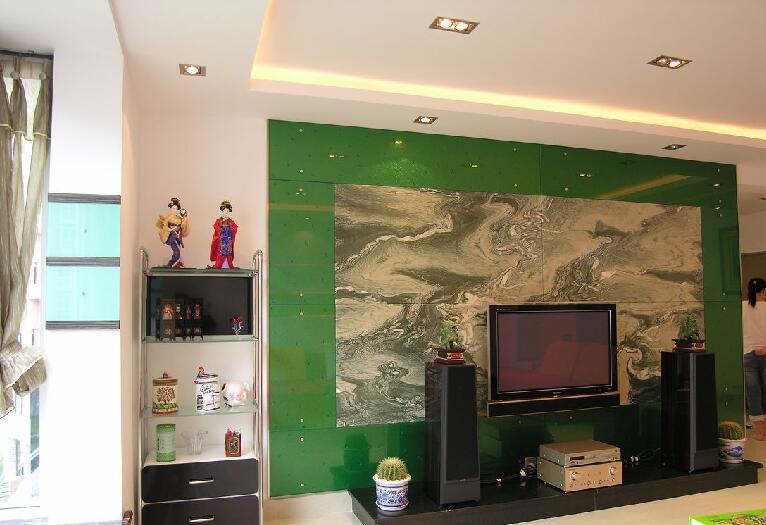 盘锦天元蓝城现代客厅筒灯吊顶绿色山水画电视墙纸效果图