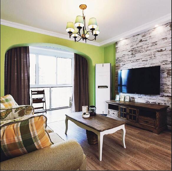 铁岭新创雅苑客厅绿色拱形墙咖啡色窗帘客厅木地板效果图