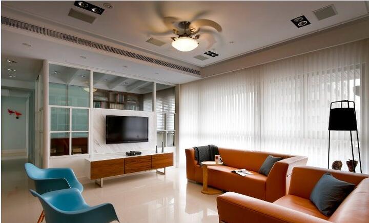 河源金沟湾花园客厅30平米透明玻璃隔间隔断橘色组合沙发风扇灯效果图