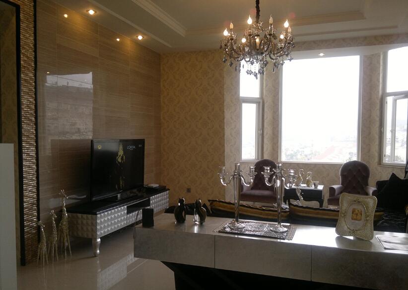 桂林电力公寓欧式客厅蜡烛吊灯梯形窗户不规则阳台休闲区效果图